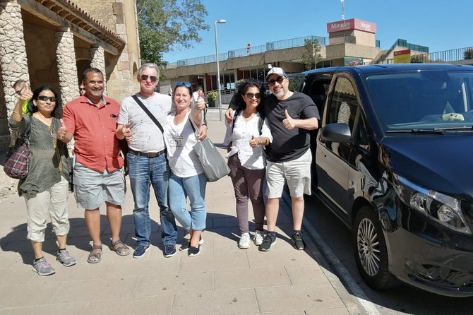 Private Barcelona and Sagrada Familia Tour with Hotel Pick-up - Eixample and Passeig de Gràcia: Gaudí façades without needing a ticket
