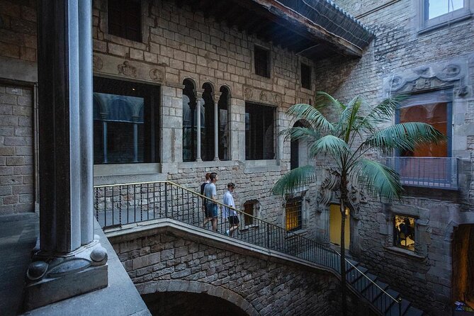 Private Barcelona Art and Tapas Walking Tour with Picasso Museum - Key takeaways