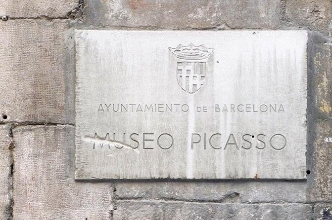 Private Barcelona Art and Tapas Walking Tour with Picasso Museum - Three tastings, one coherent theme: pintxos to meat dishes