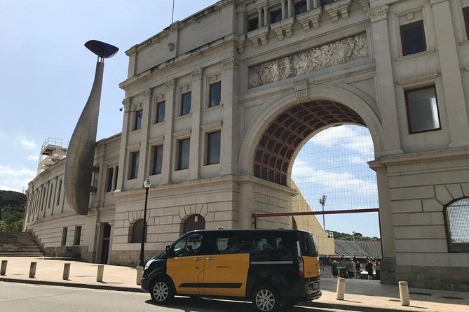 Private Barcelona Half-Day Tour with Local Insights - Montjuïc Castle: Panoramic Views Worth the Climb