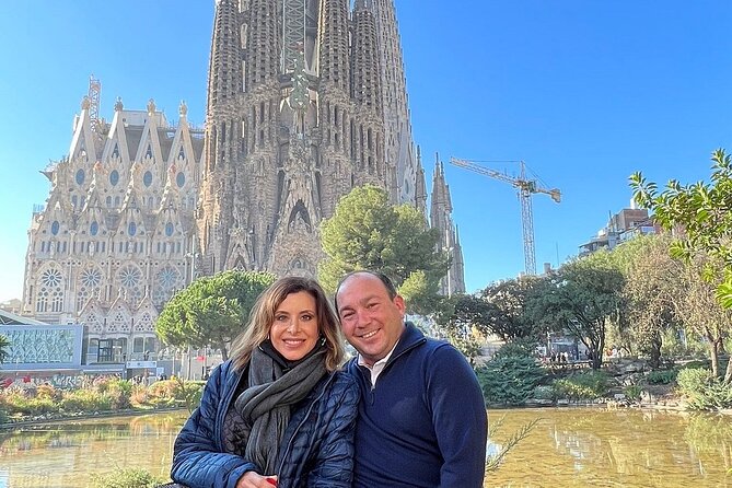 Private Barcelona Highlights: Gothic Sagrada Familia & Park Güell - Sagrada Família priority entry: facades in progress, interior impact