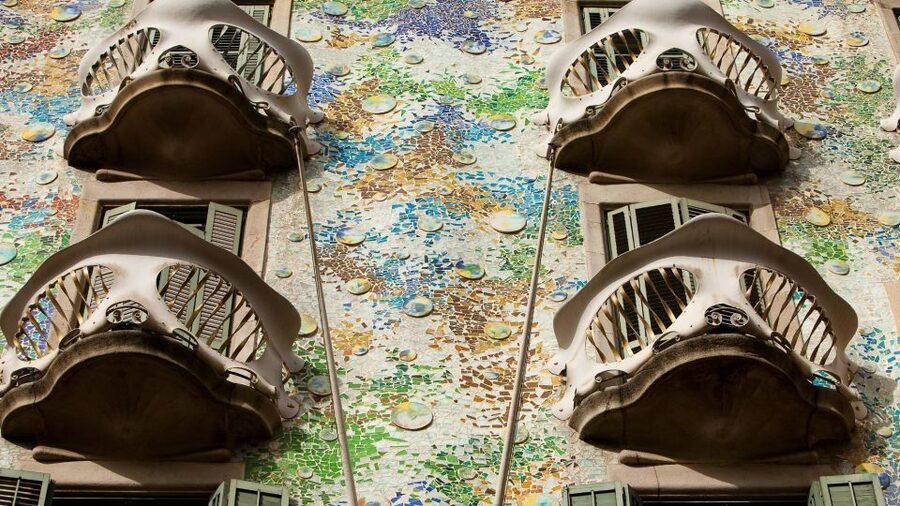 Private Barcelona Modernism and Gaudí Walking Tour - Passeig de Gràcia: the Modernisme lineup you came for