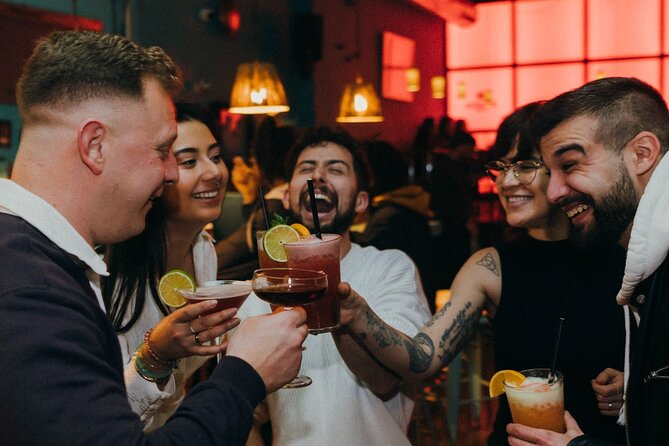 Private Barcelona Nightlife & Hidden History Tour with Drinks - Your guide is the real star: what you can learn from past nights