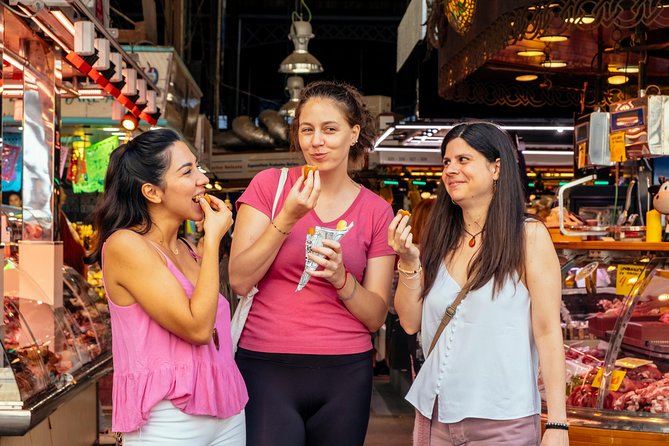 Private Barcelona's Favourite Markets Tour: 10 Tastings - Stop 1: Sant Antoni and the good kind of food-hunting