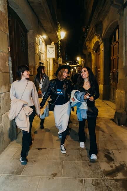 Private Barcelona Walk: Roman Roots & Gothic Gems in 2 Hours - Els Quatre Gats: Where Barcelona’s Creative Side Meets the Old City