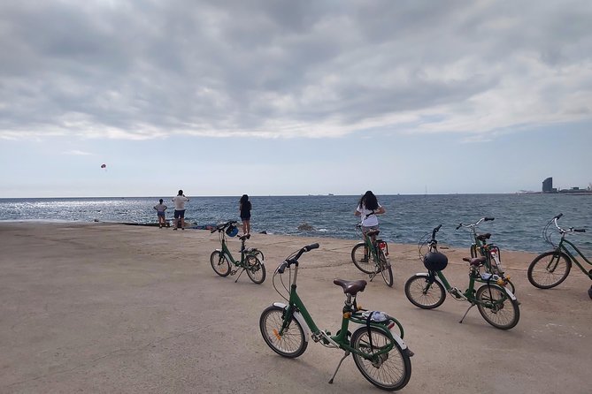Private Bike tour for families - El Born Centre de Cultura i Memòria: a short, thoughtful pause