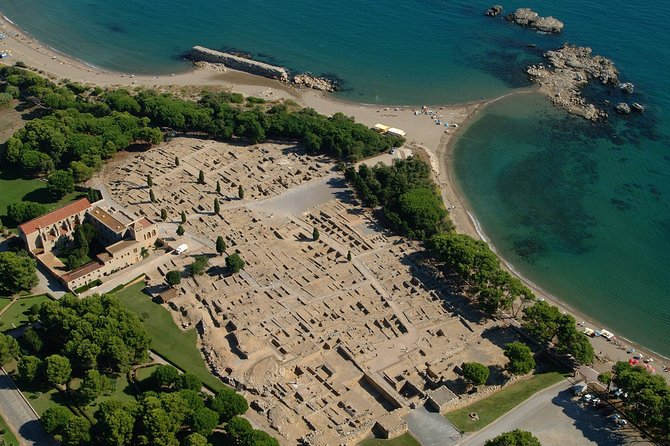 Private Costa Brava and Empuries Tour with Hotel Pick-Up and Panoramic Boat Ride - Stop 2: Sant Martí d’Empúries, small-town lanes by a historic port