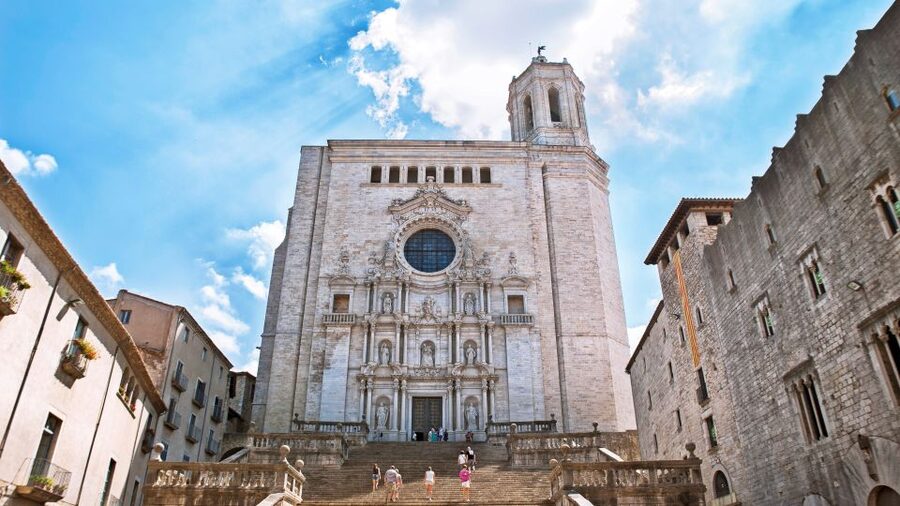 Private Full-Day Girona & Figueres From Barcelona - Lunch time and how a guide can reduce your day’s friction