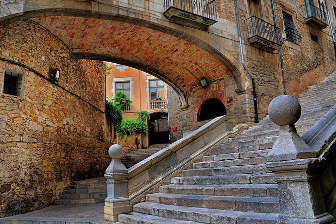 Private Medieval Girona Tour with Hotel Pick-up - Pont de les Peixateries Velles: The Eiffel Bridge Surprise
