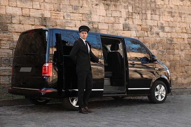 Private One-way Airport Transfer Barcelona Airport to Barcelona - The Ride Itself: A Quick 30-Minute Plan With City-Real Timing