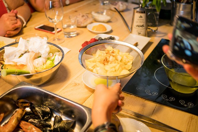 Private Paella class, Tapas, full menu and Sangria workshop - Price and value: is $510.60 per person worth it?