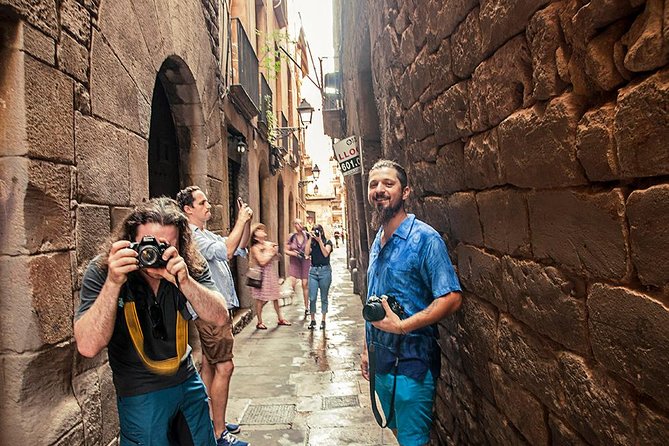 Private Photography Walking Tour with a Local - What you gain beyond sightseeing: learning how to keep seeing on your own
