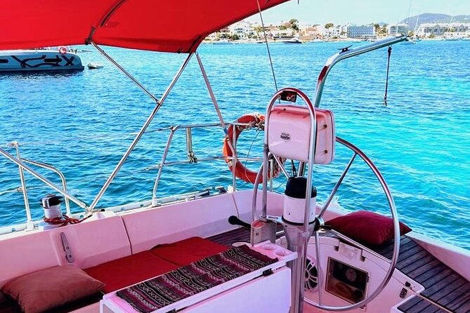 Private sailing tour with aperitif in Barcelona - The Crew Experience: Relaxed, Helpful, and Good at Making It Easy