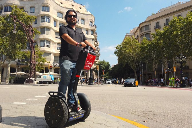 Private Tailored Excursion - Barcelona Segway Tour - Magic Fountain and the Basilica of Our Lady of Mercy