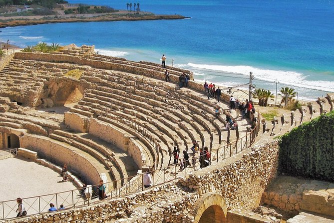 Private Tarragona and Sitges Tour with Hotel pick-up from Barcelona - Sitges on foot: fishing-town feel with modernist charm