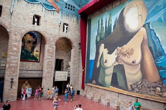 Private tour: Dali Museum in Figueres and Púbol Tour with Hotel pick-up - Price and Logistics: Does $315.53 Per Person Feel Fair?
