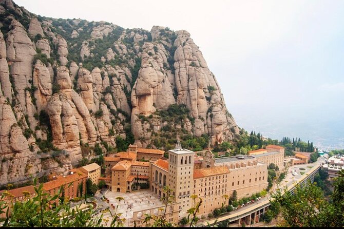 Private Tour from Barcelona to Montserrat - What a 4-Hour Window Really Means (and How to Make It Work)