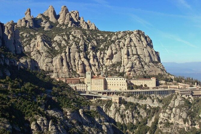 Private Tour from Barcelona to Montserrat (with guide) - Why This Barcelona to Montserrat Day Feels Easier Than DIY