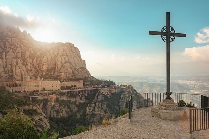 Private Tour from Barcelona to Montserrat (with guide) - Getting There: Pickup Timing and a Smoother Start