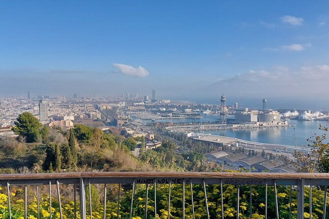 Private tour in Barcelona - Door-to-door Barcelona in a private car
