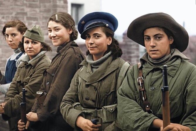 Private Tour Spanish Civil War & Franco's Dictatorship - Basilica de Santa Maria del Pi and the International Brigades