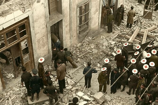 Private Tour Spanish Civil War & Franco's Dictatorship - Guide quality: why Yannis stands out in the feedback