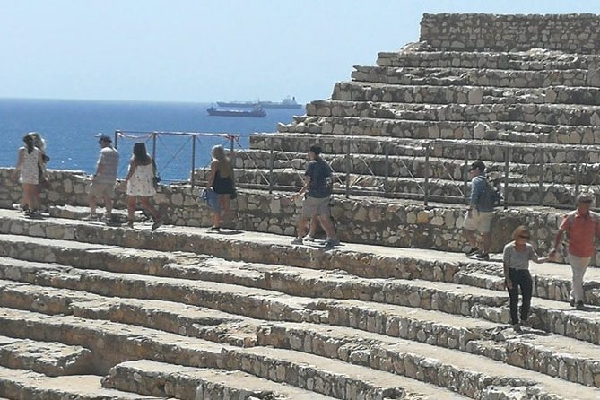 Private Tour to Tarragona - Paleochristian cemetery and Forum remains: where smaller details matter