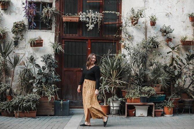 Private Vacation Photography Session with Local Photographer in Barcelona - How the Shoot Flows: An Hour You Can Feel Good About