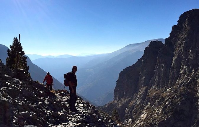 Pyrenees Hiking from Barcelona - Where the guide takes over: choosing your route and hiking at your level