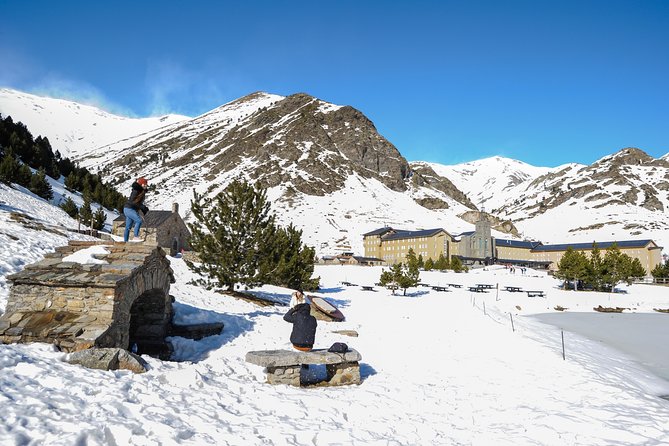 Pyrenees & Medieval Towns Small Group Tour from Barcelona - Leaving Barcelona Early: a day built for rhythm