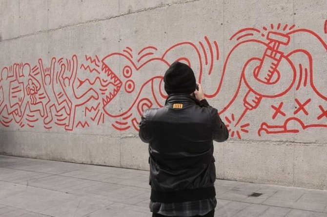 Raval Street Art and Graffiti Guided Tour in Barcelona - Hidden corners of Raval: what you’ll notice after the explanations