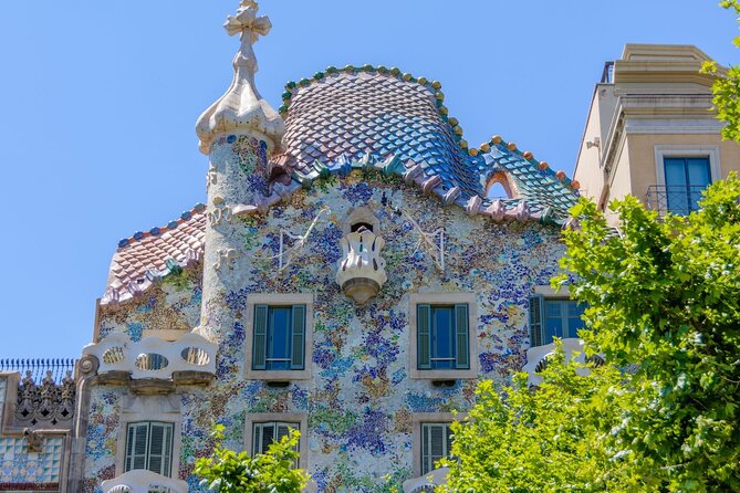 Reserved Entrance to Casa Batlló with Audio Guide in Barcelona - Dragon Staircase: The Moment Most People Remember