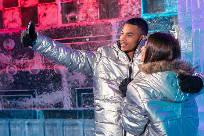 Romantic Pack at Icebarcelona - Romantic Icebarcelona: a short, cold date with real visual impact