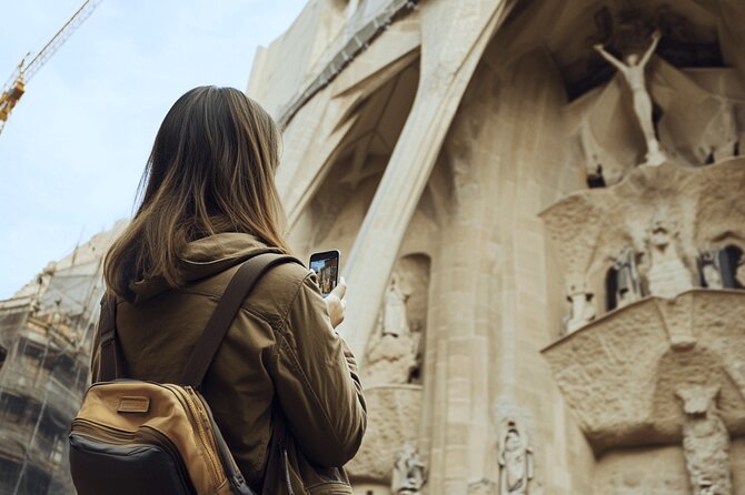 Sagrada Familia External Audio Tour - The 3 Iconic Facades - A Smart, Ticket-Free Way to Read Sagrada Familia’s Facades