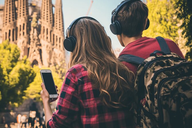 Sagrada Familia External Audio Tour - The 3 Iconic Facades - Plaça de Gaudí: Finish With a Photo and a Different Angle