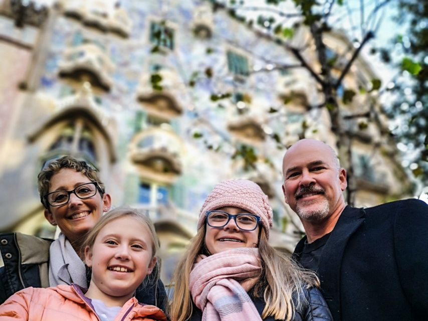 Sagrada Familia & Gaudi Guided Tour Private or Small Groups - From Font de la Portaferrissa to Santa Maria del Pi: Barcelona’s Gothic Nerves