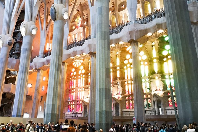 Sagrada Familia & Gaudi Tour Private or Small Group with Tickets - What This Tour Gets Right About Barcelona