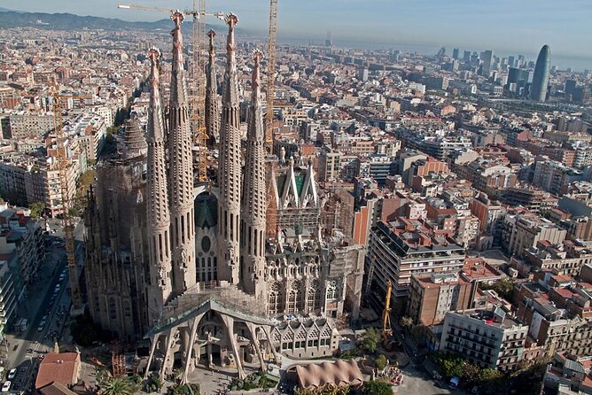 Sagrada Familia Guided Tour & Skip the Line Ticket in Barcelona - Why Sagrada Familia Lines Feel Like a Vacation Tax
