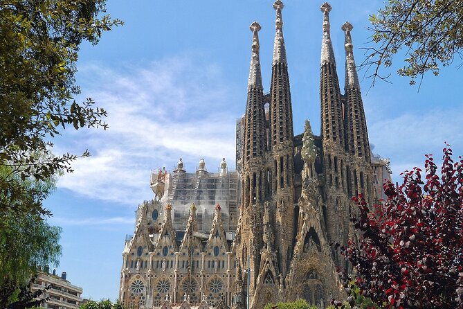 Sagrada Familia Guided Tour & Skip the Line Ticket in Barcelona - Museum Option After Your Tour: Good If You Like Extra Context