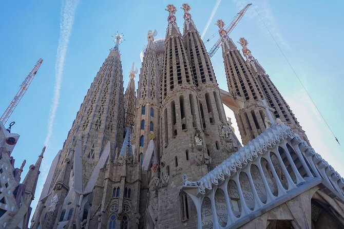 Sagrada Familia & Park Guell Guided Tour - A Gaudí Double-Header You Can Actually Do in One Day