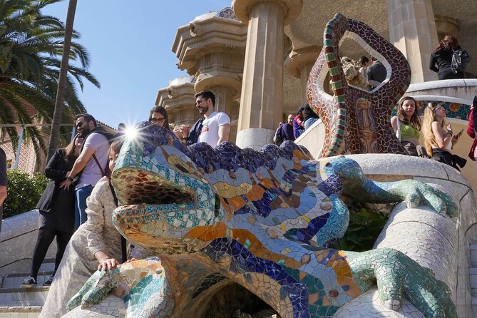 Sagrada Familia & Park Guell Guided Tour with Skip The Line - Skip-the-Line Reality: What It Cuts, What It Can’t