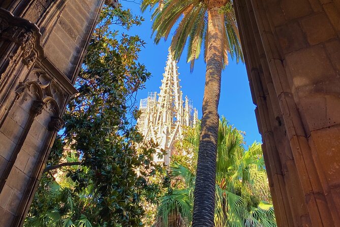 Sagrada Familia Private Tour - Unlock the mysteries of Gaudi - Price and value: when $448.90 is a deal (and when it isn’t)
