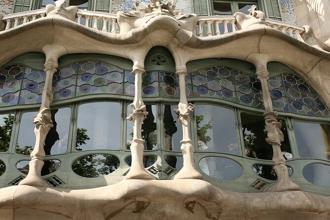 Sagrada Familia Private Tour - Unlock the mysteries of Gaudi - Who this tour suits best (and who might want to plan differently)