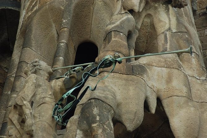 Sagrada Familia Private Tour with Expert Guide - Value check: $82.06 for a private, guided, ticketed landmark hour