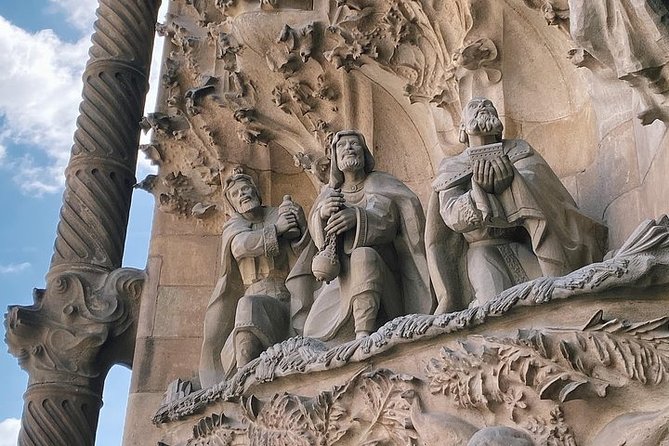 Sagrada Familia Private Tour with Expert Guide - How the guide turns Gaudí into something you can actually understand