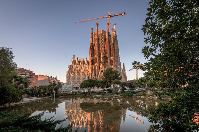 Sagrada Familia Private Tour with Priority Entrance - Price and value: is $162.92 per person actually fair?