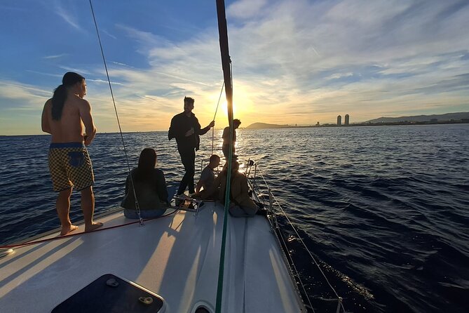 Sailing Experience in Barcelona with local captain - Mid-trip social time: how the small-group vibe works on the water