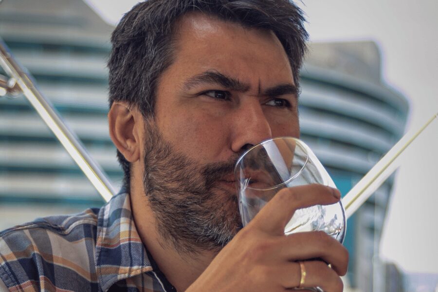 Sailing & Wine Tasting With Expert Sommelier in Barcelona - What You Taste: Three Wines, Appetisers, and a Real Sommelier