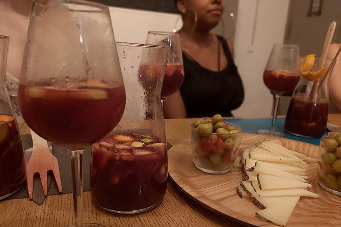 Sangria Cultural Workshop with Tapas - Tapas included during the workshop: what to look for in the pairing