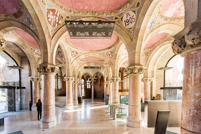 Sant Pau Recinte Modernista Entrance Ticket in Barcelona - Starting at the Administration Pavilion: Your Best First 30 Minutes